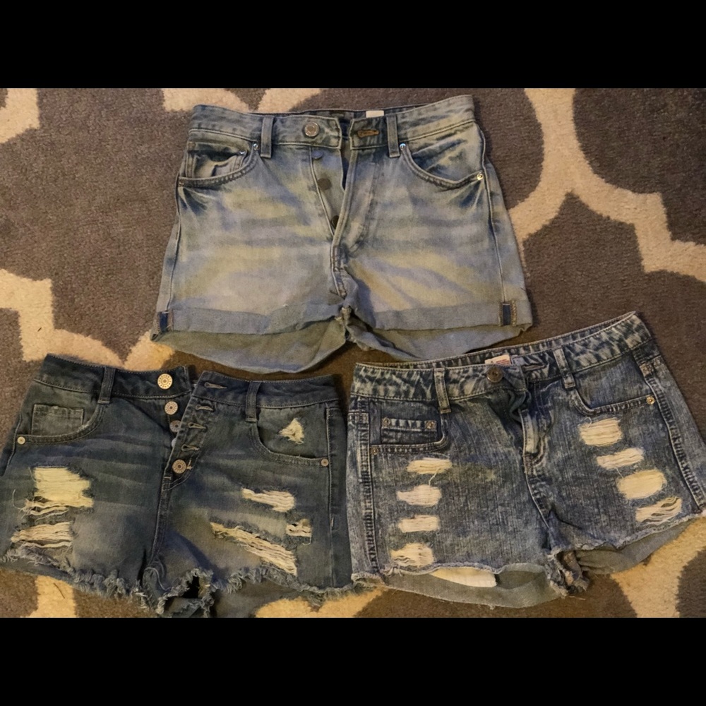 Lot of 3 pairs of denim shorts